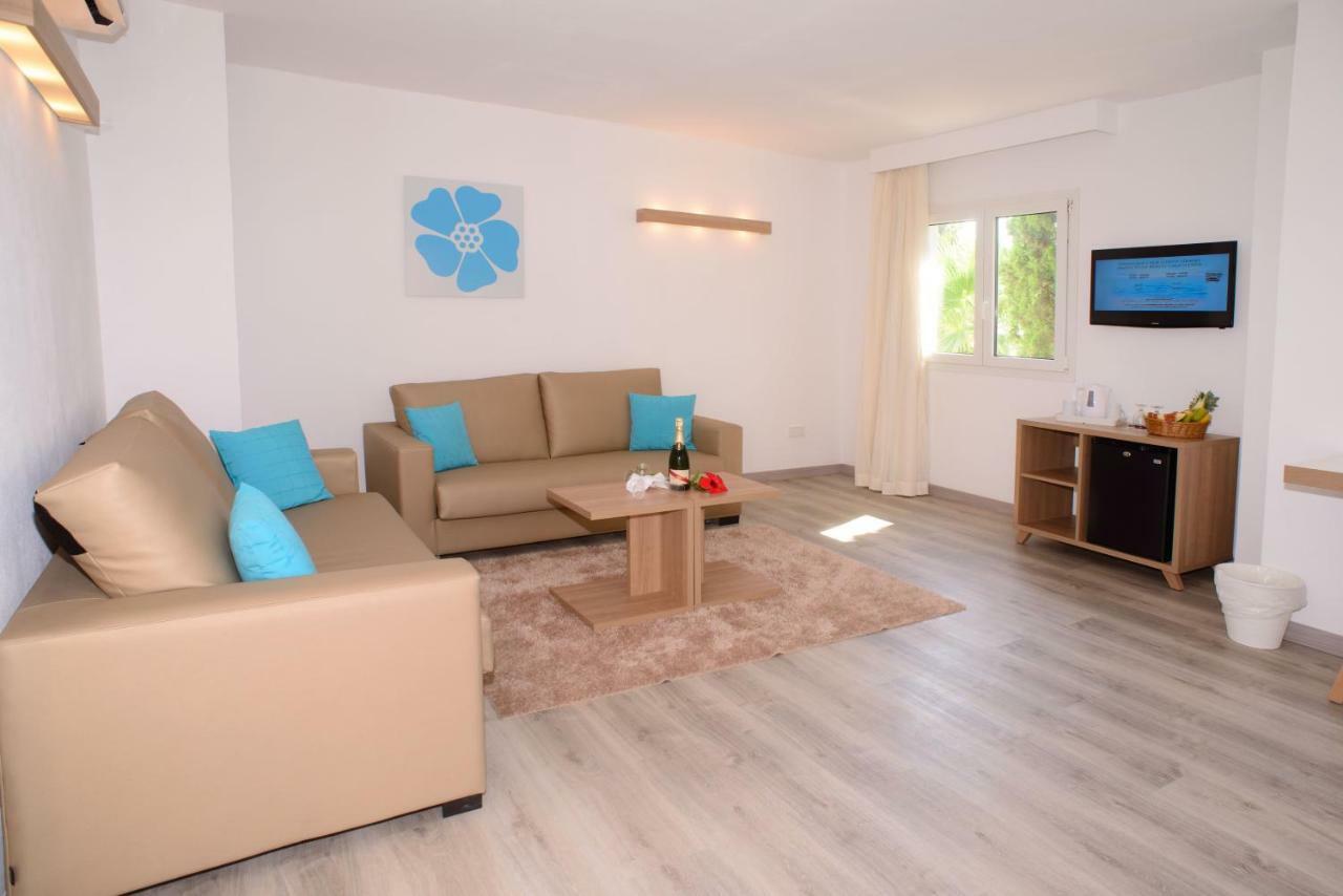 Cala Llenya Resort Ibiza Eksteriør bilde